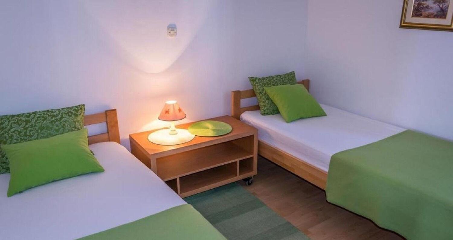Apartments Brane - 100M From The Beach Трогир Екстериор снимка